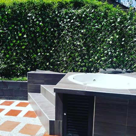Hostal Spa Casa De Piedra Con Jacuzzi سانتا روزا دي كابال المظهر الخارجي الصورة