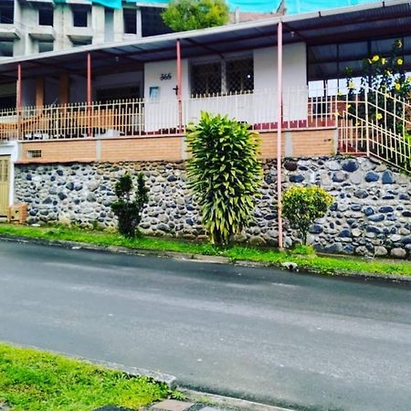 Hostal Spa Casa De Piedra Con Jacuzzi سانتا روزا دي كابال المظهر الخارجي الصورة