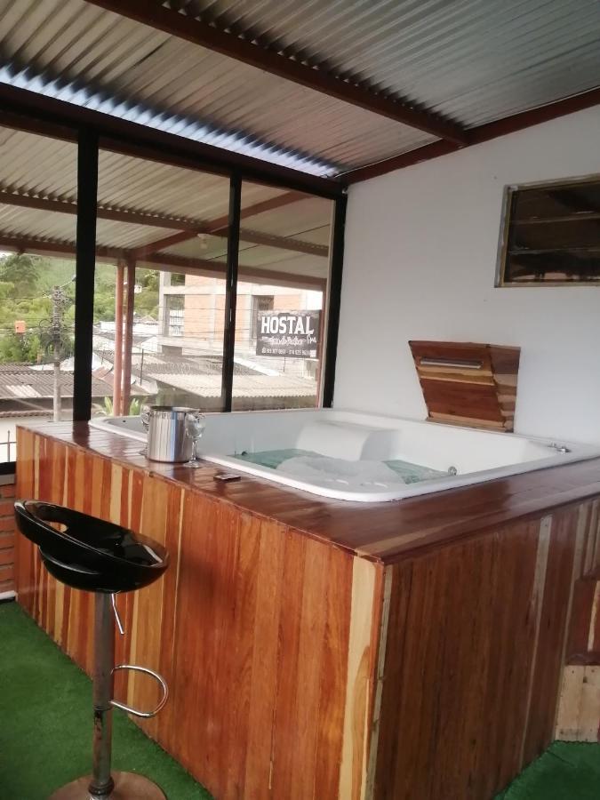 Hostal Spa Casa De Piedra Con Jacuzzi سانتا روزا دي كابال المظهر الخارجي الصورة